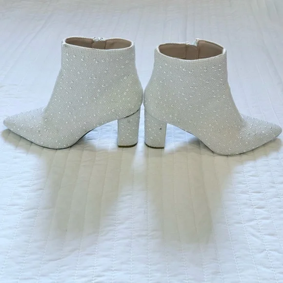 Mi.im Miracle Mile Christina Iridescent Pearl White Rhinestone Bridal Boots - Picture 4 of 8